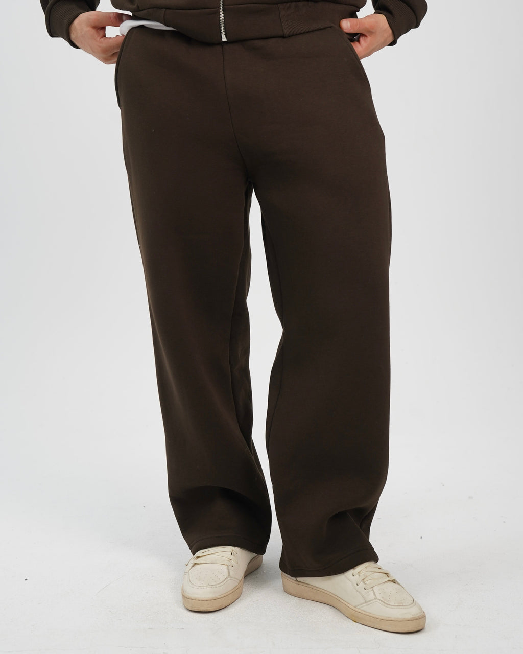 Unisex sweatpants brown