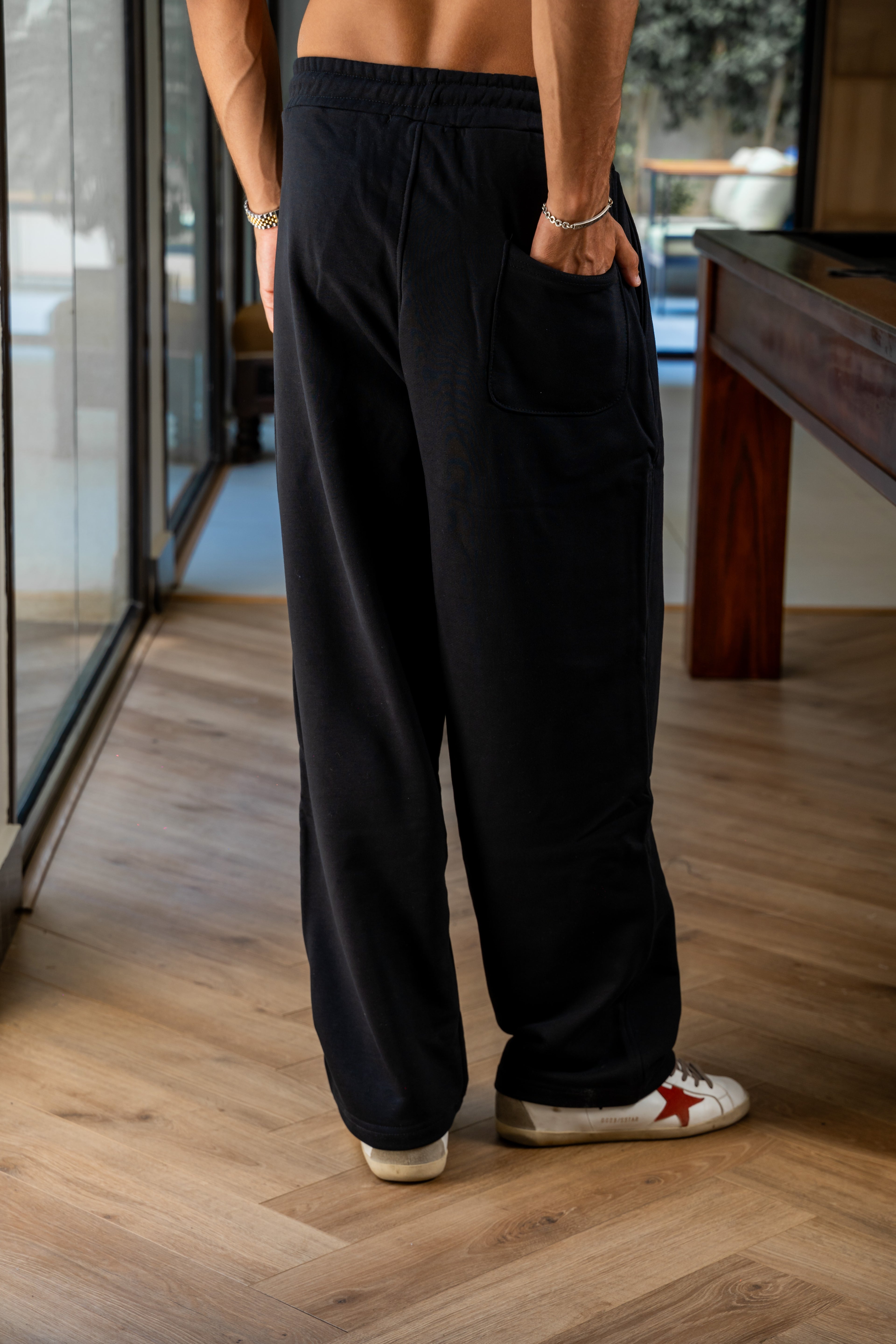 Lightweight Black Sweatpants